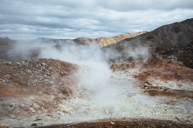 Landmannalaugar & SecretGems | Private Tour | PRO Photos included - What the photography service adds