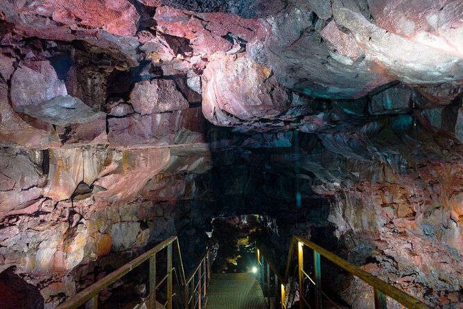 Lava Caving Experience - What to wear and bring