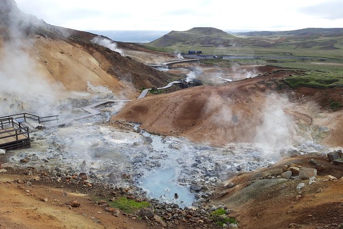 Lava, Craters and Hot Springs Private Tour - Brimketill and the force of the Atlantic