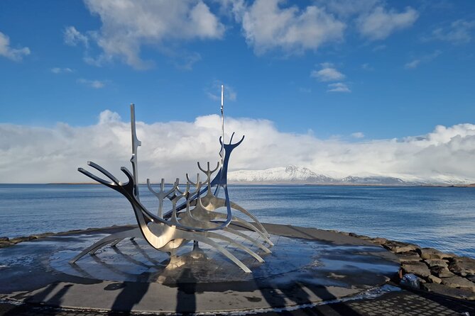 Luxury Private Transfer from Reykjavik to Keflavik Airport - What the 45-minute ride is actually like