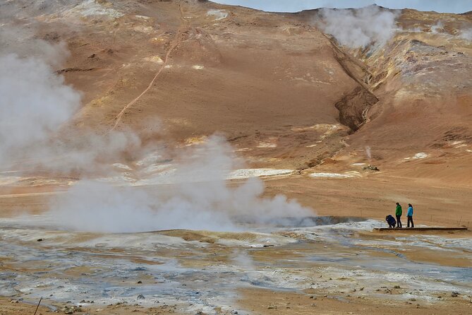 Myvatn Nature Baths & Goðafoss Waterfall Akureyri Shore Excursion - Guides, drivers, and the feel of the ride