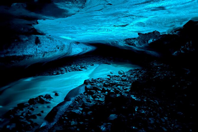 Natural Blue Ice Cave Tour of Vatnajökull Glacier from Jökulsárlón - Why this Vatnajökull cave feels different
