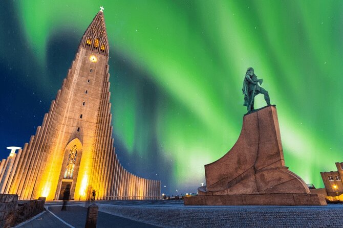 Northern Lights 3 Hours Private tour - Leaving Reykjavik for a darker sky
