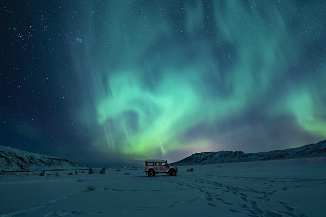 Northern Lights 4x4 Tour with Pastries and Cocoa from Reykjavik - Leaving Reykjavik after dark