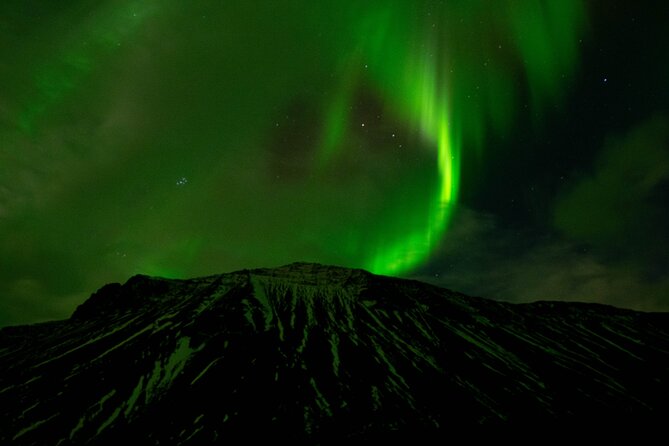 Northern Lights 4x4 Tour with Pastries and Cocoa from Reykjavik - How much value do you get for $145.18?