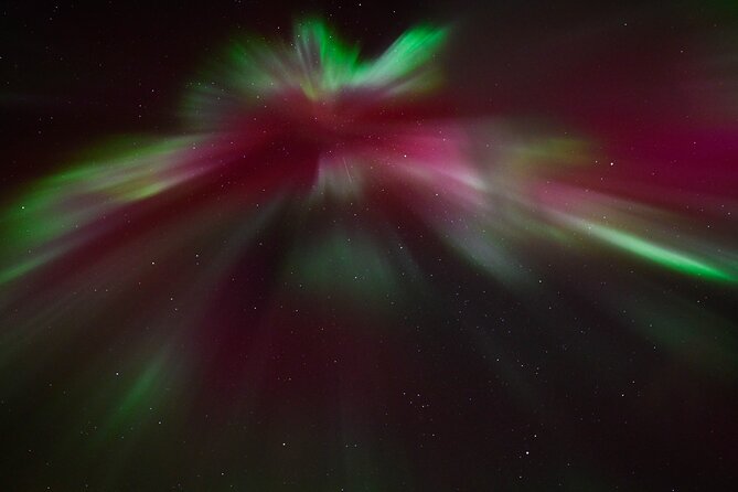 Northern Lights 4x4 Tour with Pastries and Cocoa from Reykjavik - Who should book this aurora hunt?