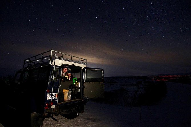 Northern Lights and Stargazing Small-Group Tour with Local Guide - What this northern lights tour is really like