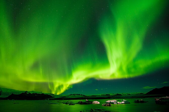 Northern Lights Boat Cruise from Reykjavik - Why Faxaflói Bay matters for aurora viewing