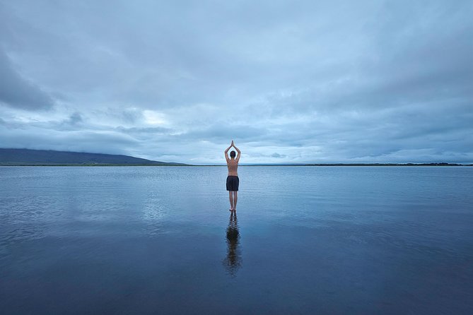 Northern Lights & Geothermal Baths Adventure - Guide quality and group atmosphere