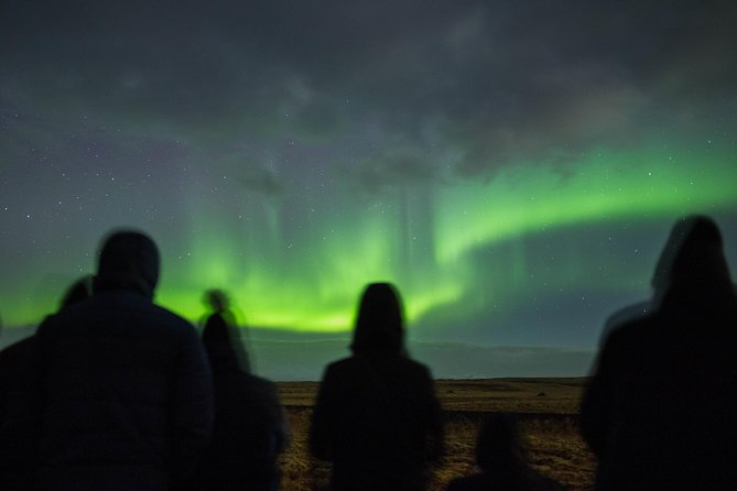 Northern Lights Night Tour from Reykjavik - Photography, Wi-Fi, and what to bring