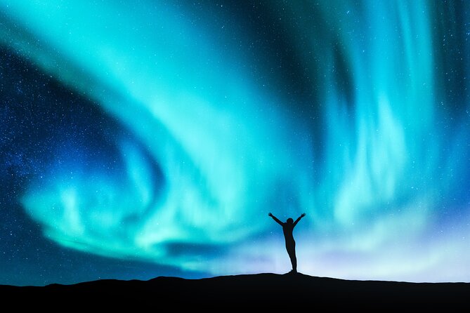 Northern Lights Private Tour-Epic Adventure - Pickup from Reykjavik and the first ride out