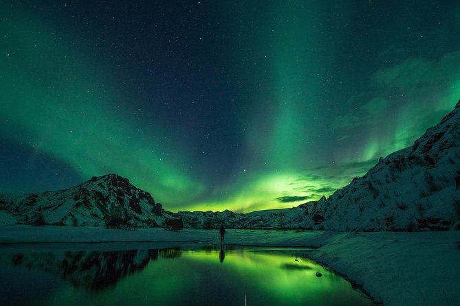 Northern Lights Small-Group Tour with Hot Chocolate & Photos - Guide stories, science, and camera help