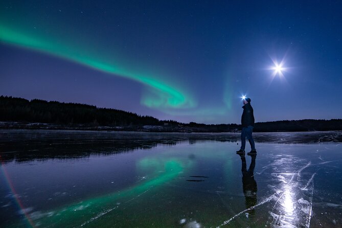 Northern Lights Small-Group Tour with Hot Chocolate & Photos - Is $172.41 a fair price?