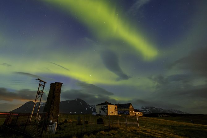 Northern Lights Tour from Reykjavik with Lifetime Guarantee - Who should book it?
