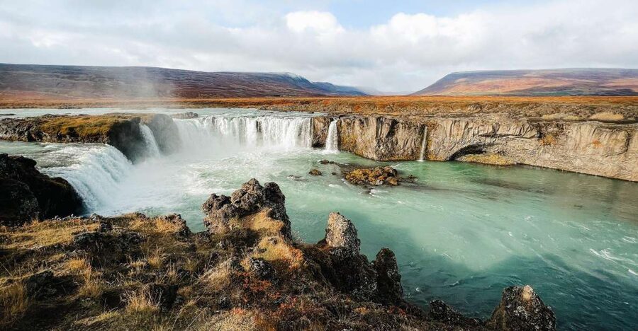 Port Akureyri: Godafoss Waterfall, Myvatn and Baths Tour - Why Lake Mývatn makes this day worthwhile