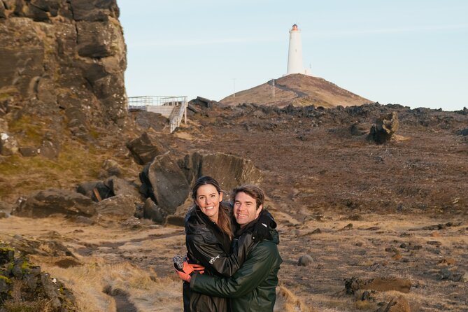 Private 3 days Tour and Northen Lights Experience with Photography with Luke - Kerið and Friðheimar add variety to the classic route