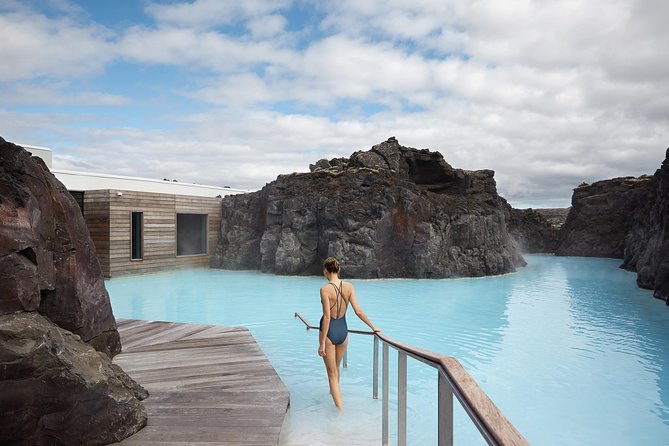 Private Airport - Blue Lagoon - Reykjavík - Turning an airport transfer into a Blue Lagoon visit