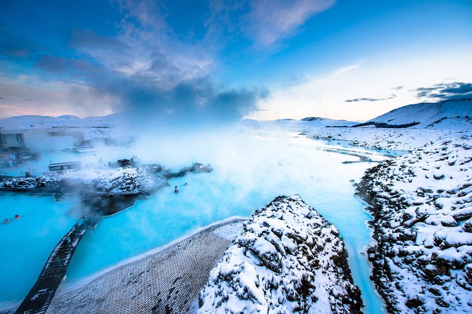 Private Airport Transfer with Blue Lagoon - Admission included - Arrival day: airport to Reykjavik through the lagoon