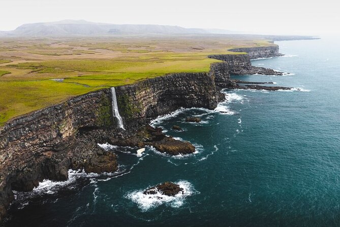Private Bespoke Reykjanes Peninsula Tour - Grindavík, Harbor Life, and a Change of Pace
