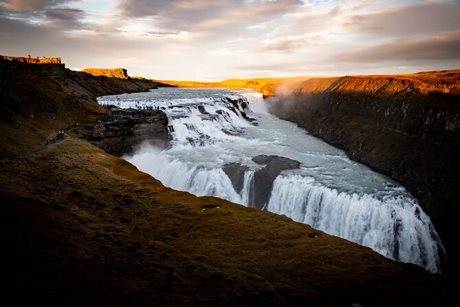 Private Full-Day Golden Circle Tour from Reykjavik - Kerid Crater: a short volcanic stop with blue water