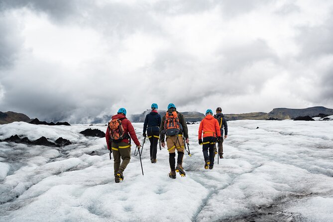 Private Glacier Hike on SÓLHEIMAJÖKULL : Blue Ice Expedition - What to pack for a safer, warmer outing