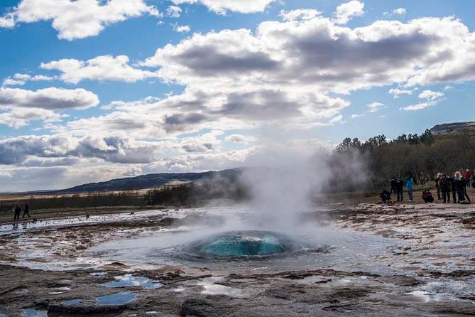 Private Golden Circle Classic Tour from Reykjavik - Kerið Crater: a quieter final stop