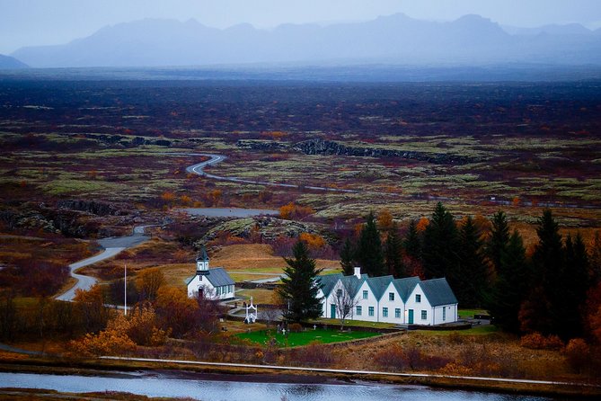 Private Golden Circle, Sky Lagoon and Friðheimar Greenhouse Lunch - The guide and vehicle shape the whole experience