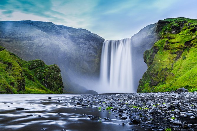 Private Jeep Tour - Golden Circle and South Coast Combo - Seljalandsfoss and the wet walk behind it