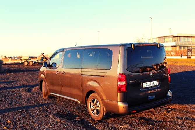 Private Keflavik Airport Transfer (Round trip) - Why a private ride matters at Keflavik