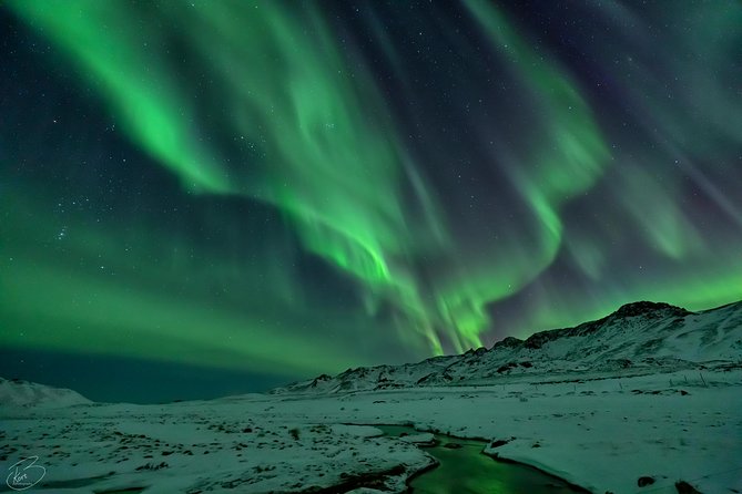 PRIVATE Northern light photo infused tour - Why this tour is different from a standard aurora outing