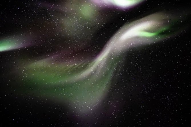Private Northern lights with photographs - Why this four-hour hunt feels different