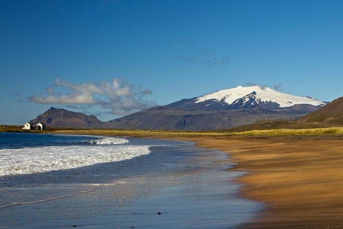Private Snæfellsnes National Park - Snæfellsjökull from the road