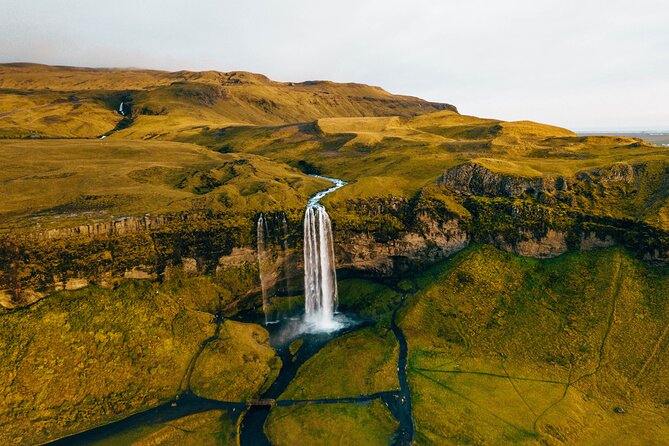 Private South Coast Fire and Ice: Glacier viewpoint & Lava Show - Skogafoss: a strong first waterfall stop