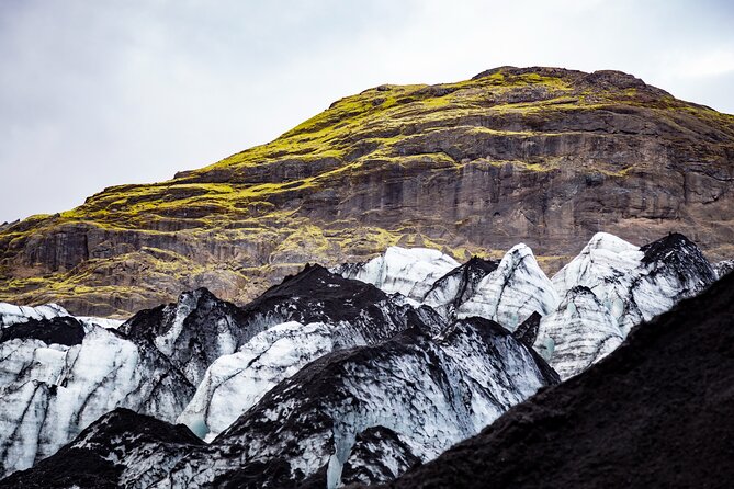 Private South Coast Fire and Ice: Glacier viewpoint & Lava Show - Solheimajokull: a glacier walk without technical gear