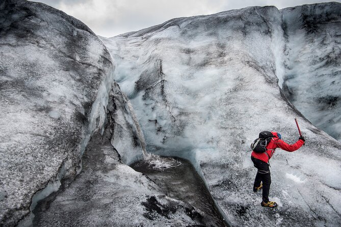 Private South Coast tour with Glacier walk - Guides who add practical value