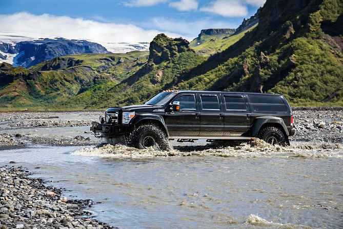Private Thorsmork Super Jeep Tour - Thorsmork turns the vehicle into an attraction