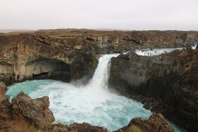 Private Tour in Northern Iceland from Akureyri - The $2,499.17 price needs a full group