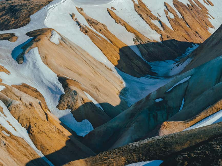 Private Tour to Landmannalaugar. Explore the Highlands - Weather, Clothing, and the Long Ride Back