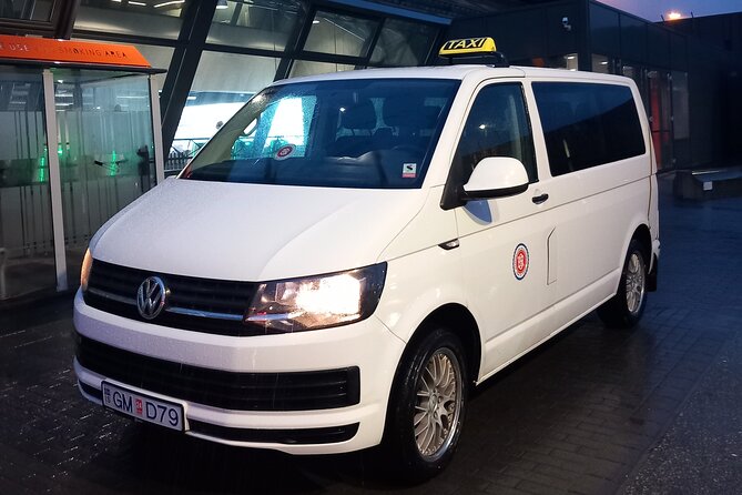 Private Transfer from Keflavik Airport to Reykjavik/surrounding - A Softer Landing at Keflavik Airport