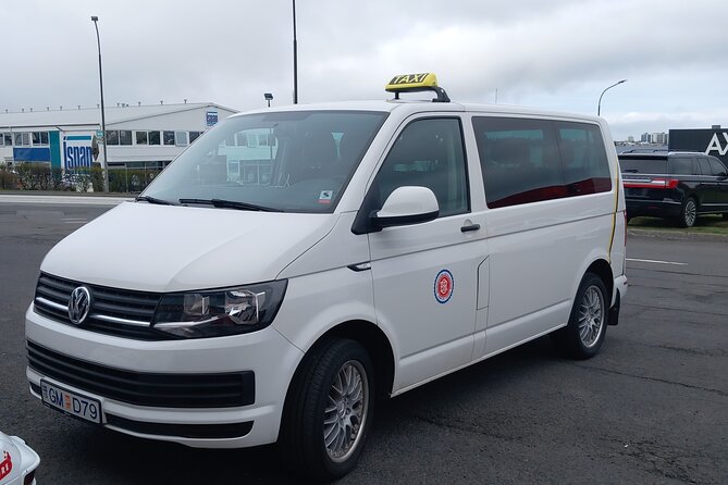 Private Transfer from Keflavik Airport to Reykjavik/surrounding - From Reykjavik Back to Keflavik