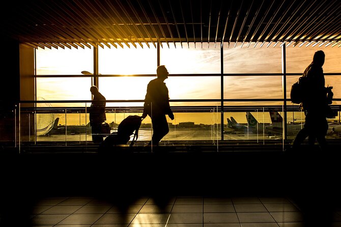 Private Transfer Keflavik Airport To Reykjavik Pick or Drop - When the price may not make sense