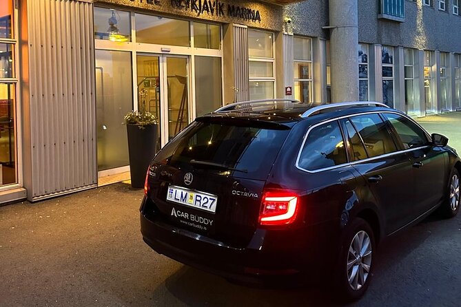 Private Transfer Keflavik Airport To Reykjavik Pick or Drop - Door-to-door service versus a shared bus