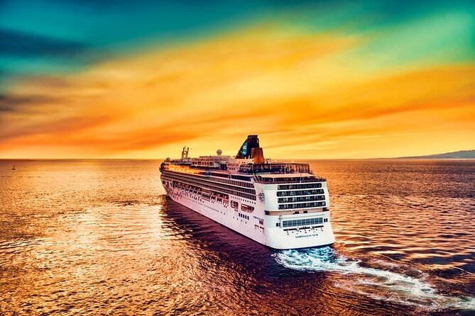 Private Transfer: Reykjavik Cruise Ports to hotels in Reykjavik - Finding your driver at Skarfabakki 312