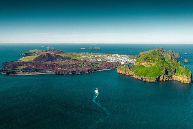 Puffin and Volcano Tour with Ebbi - Why Heimaey works so well for a short tour