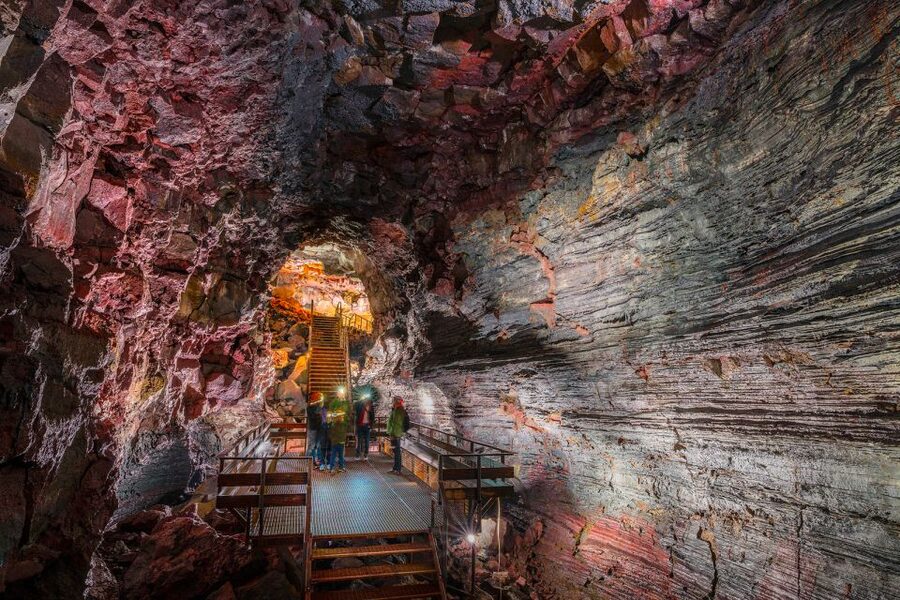 Raufarhólshellir Lava Tunnel: Underground Expedition - Group size, pace, and time for photographs