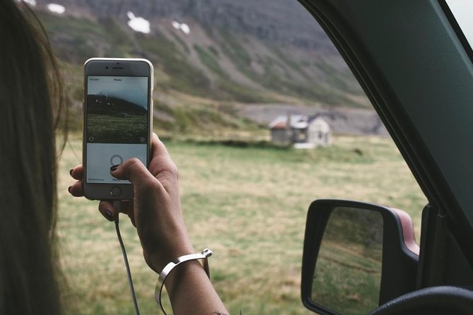 Rent Unlimited High Speed pocket Wifi in Iceland - Using the hotspot during your stay