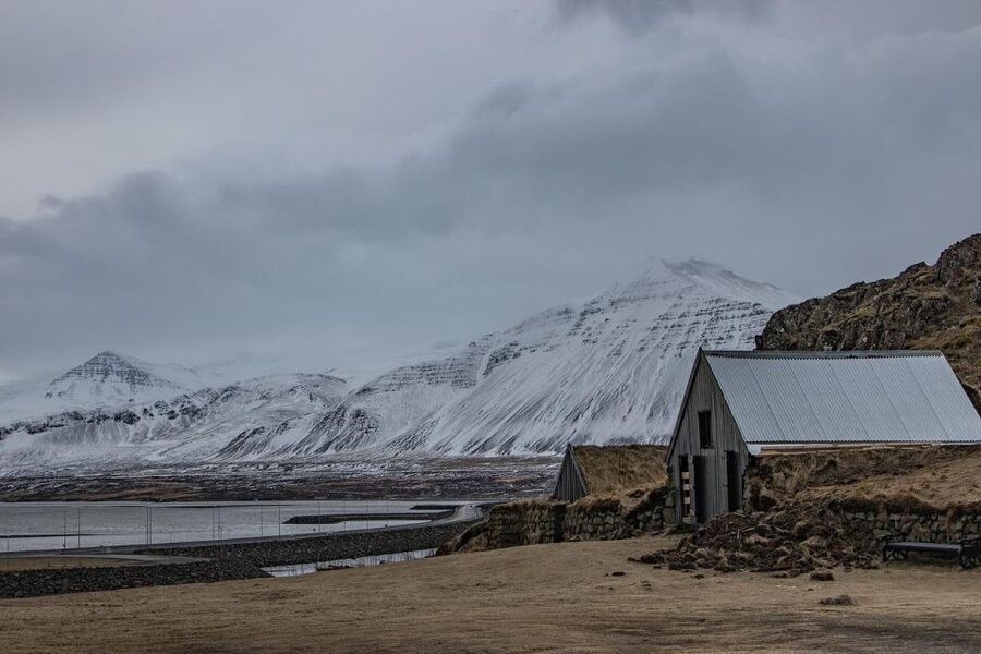 Reykjavik: 2-Day West Tour with Snæfellsnes & Silver Circle - An overnight in Borgarnes