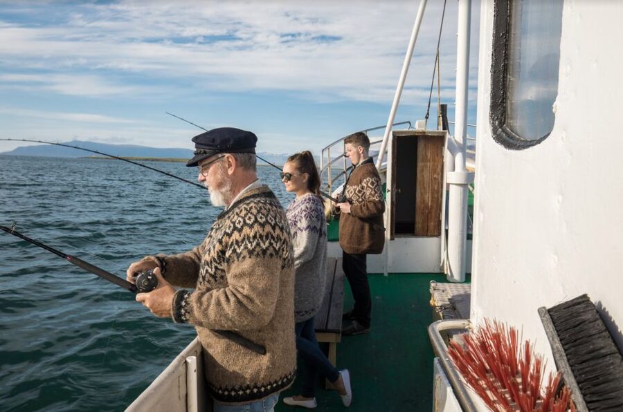Reykjavik: 3-Hour Sea Angling Gourmet Experience Tour - Fishing Faxaflói from Reykjavik