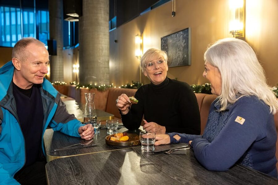 Reykjavik: Christmas Food Tour with Tastings and Drinks - Icelandic Christmas food in the heart of Reykjavik