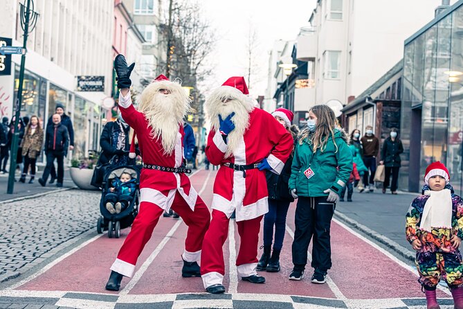 Reykjavik Christmas Walking Tour - Ingólfstorg: skating, lights, and market stalls
